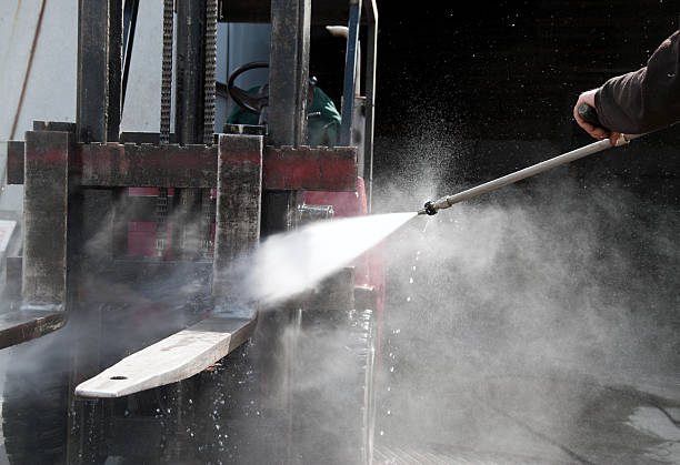 Best Restaurant Pressure Washing  in Llington, MI
